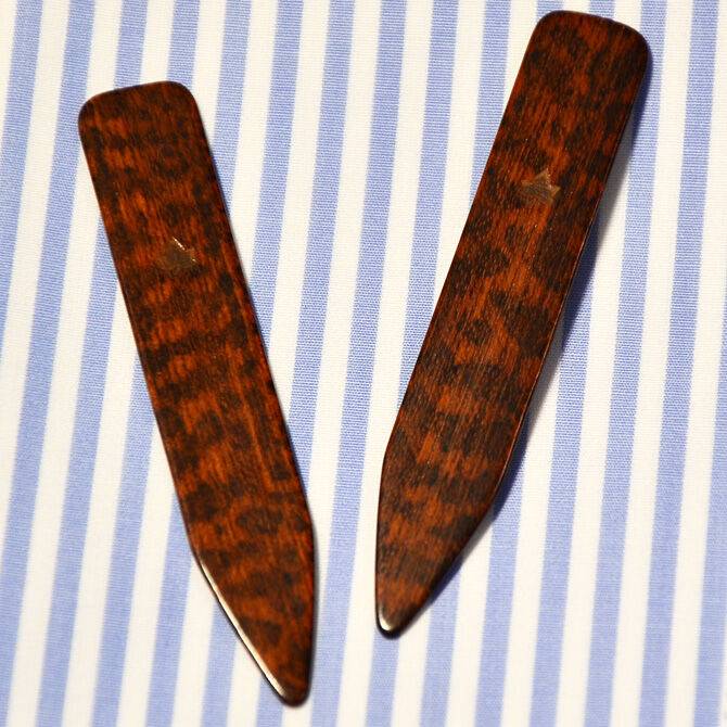 SchwesterSchwester Kragenstäbchen aus Schlangenbaumholz