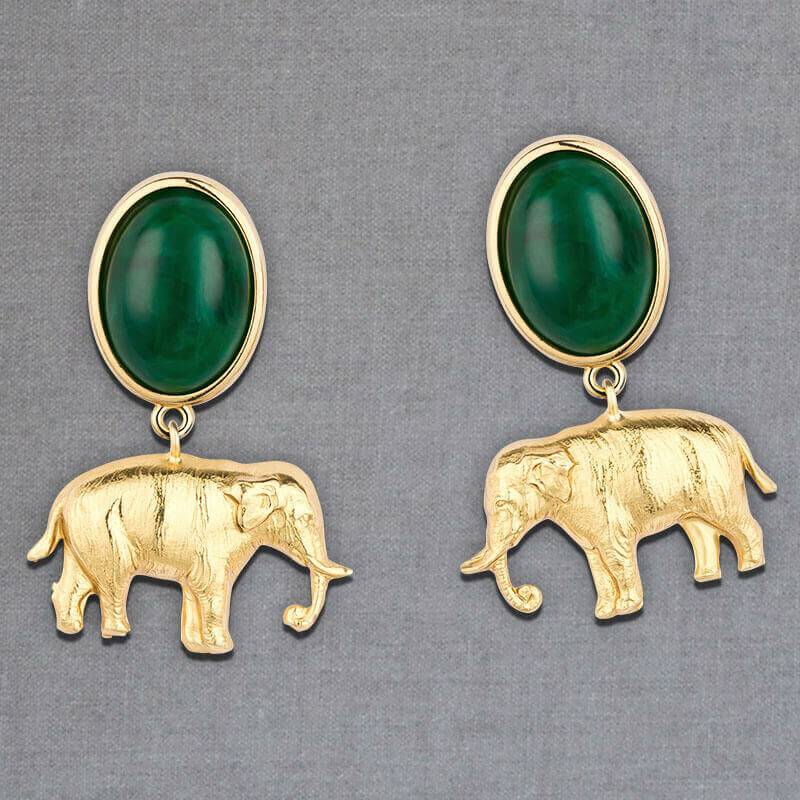 SchwesterSchwester Ohrstecker in Dunkelgrün mit vergoldetem Elefant von AmuseToi