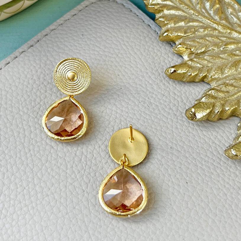 SchwesterSchwester Runde Ohrstecker Mit Funkelndem Tropfen In Champagner