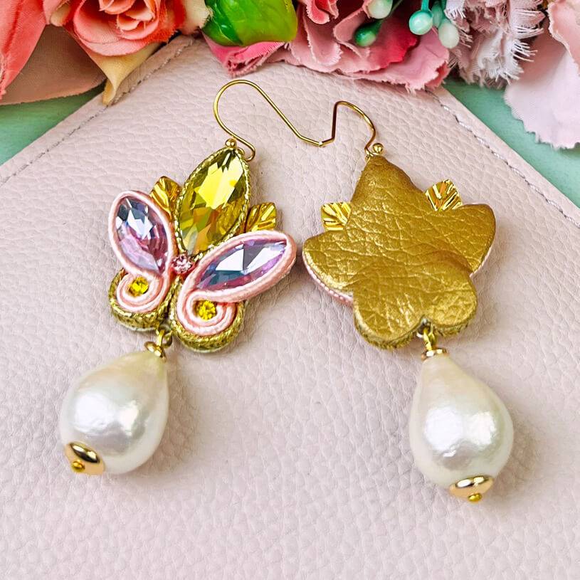 SchwesterSchwester Schöne Soutache-Ohrhänger In Flieder Und Gelb Mit Baumwolltropfen