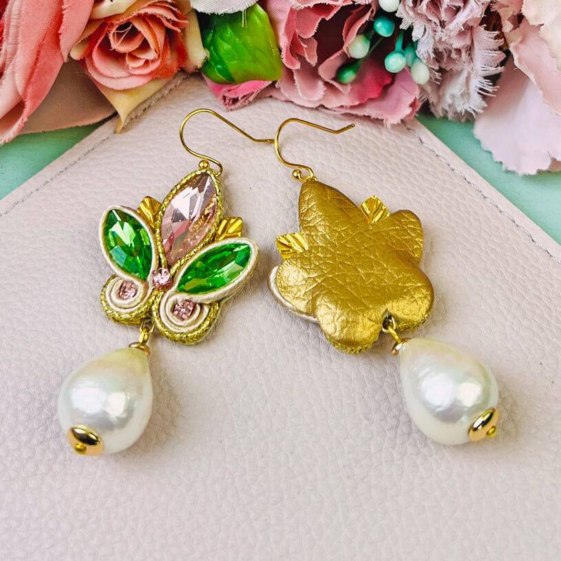 SchwesterSchwester Schöne Soutache-Ohrhänger In Rosa Und Grün Mit Baumwolltropfen