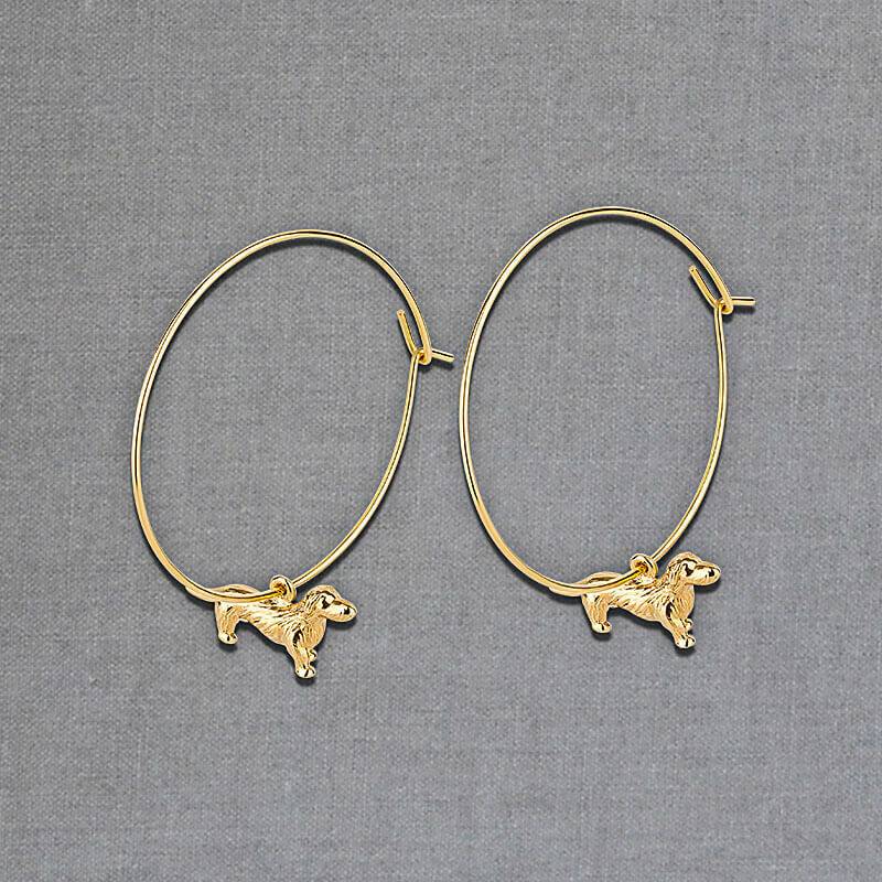 SchwesterSchwester Schöne vergoldete Creolen mit Dackel von Janne v. d. Heide