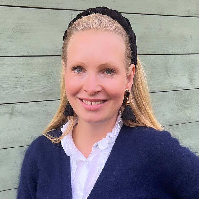 SchwesterSchwester Schwarze Ohrringe Als Ohrstecker In Schildpattoptik Mit Schwarzer Quaste Von AmuseToi