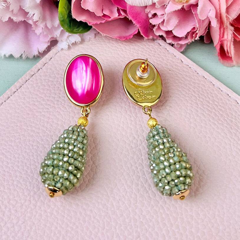 SchwesterSchwester Set Aus Pink-grünen Tropfen-Ohrringen Und Satin-Haarreif In Hellgrün