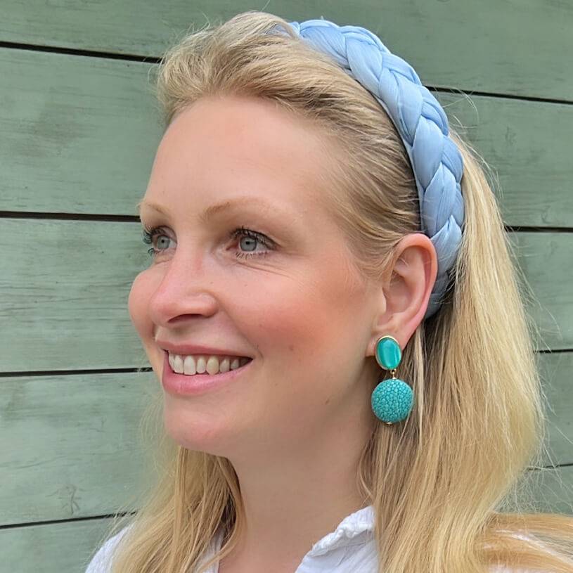 SchwesterSchwester Türkisfarbene Ohrstecker Mit Anhänger In Rochenhautoptik