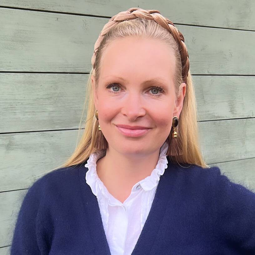 SchwesterSchwester Vergoldete Quasten-Ohrringe In Schildpatt Mit Dunkelbrauner Quaste