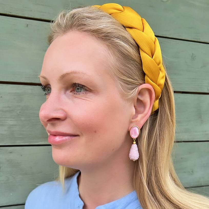 SchwesterSchwester Vergoldeter Rosafarbener Ohrclip Mit Glitzer-Tropfen