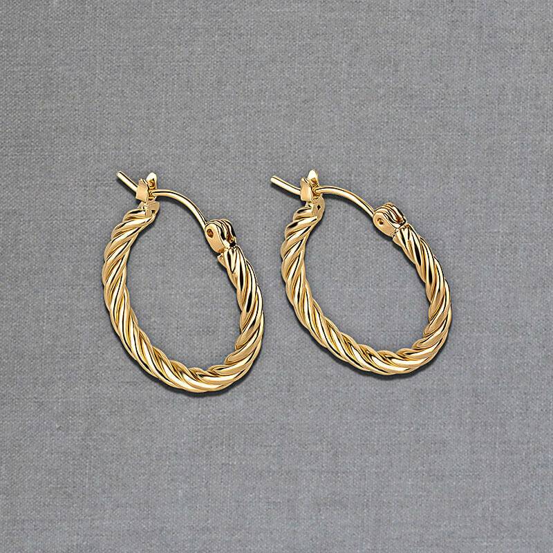 SchwesterSchwester Wunderschöne vergoldete Creolen von Janne v. d. Heide