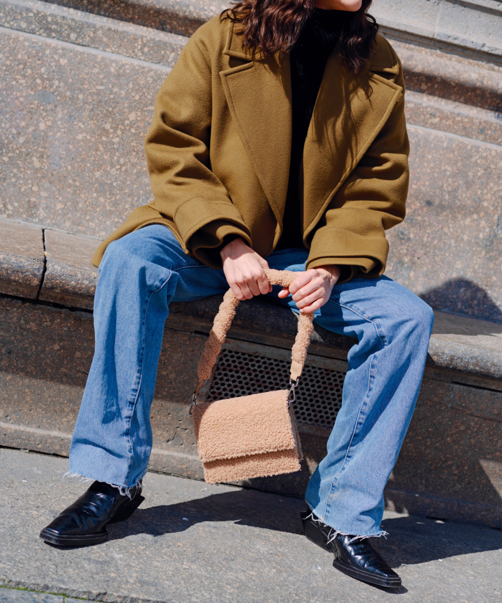 Seidenfelt Hellvi Crossbag With Teddy-Chain