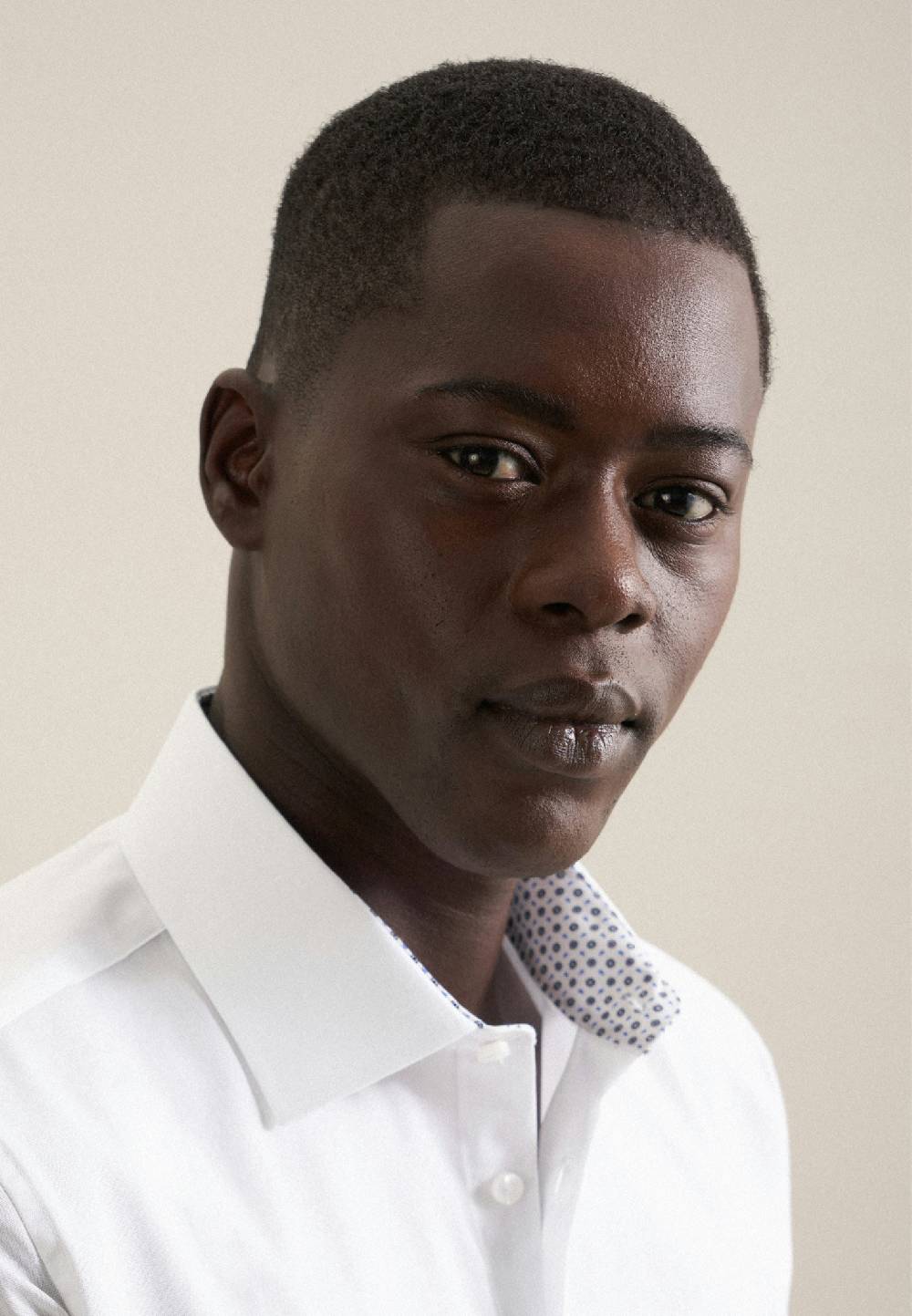 Seidensticker Bügelfreies Fil A Fil Business Hemd In X-Slim Mit Kentkragen