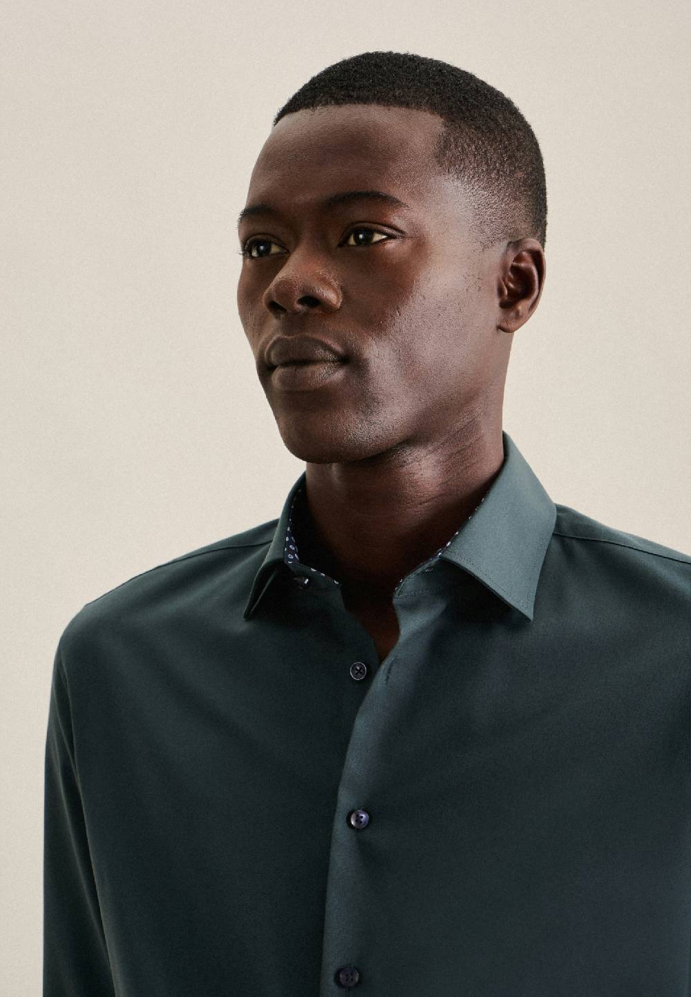 Seidensticker Bügelfreies Fil A Fil Business Hemd In X-Slim Mit Kentkragen