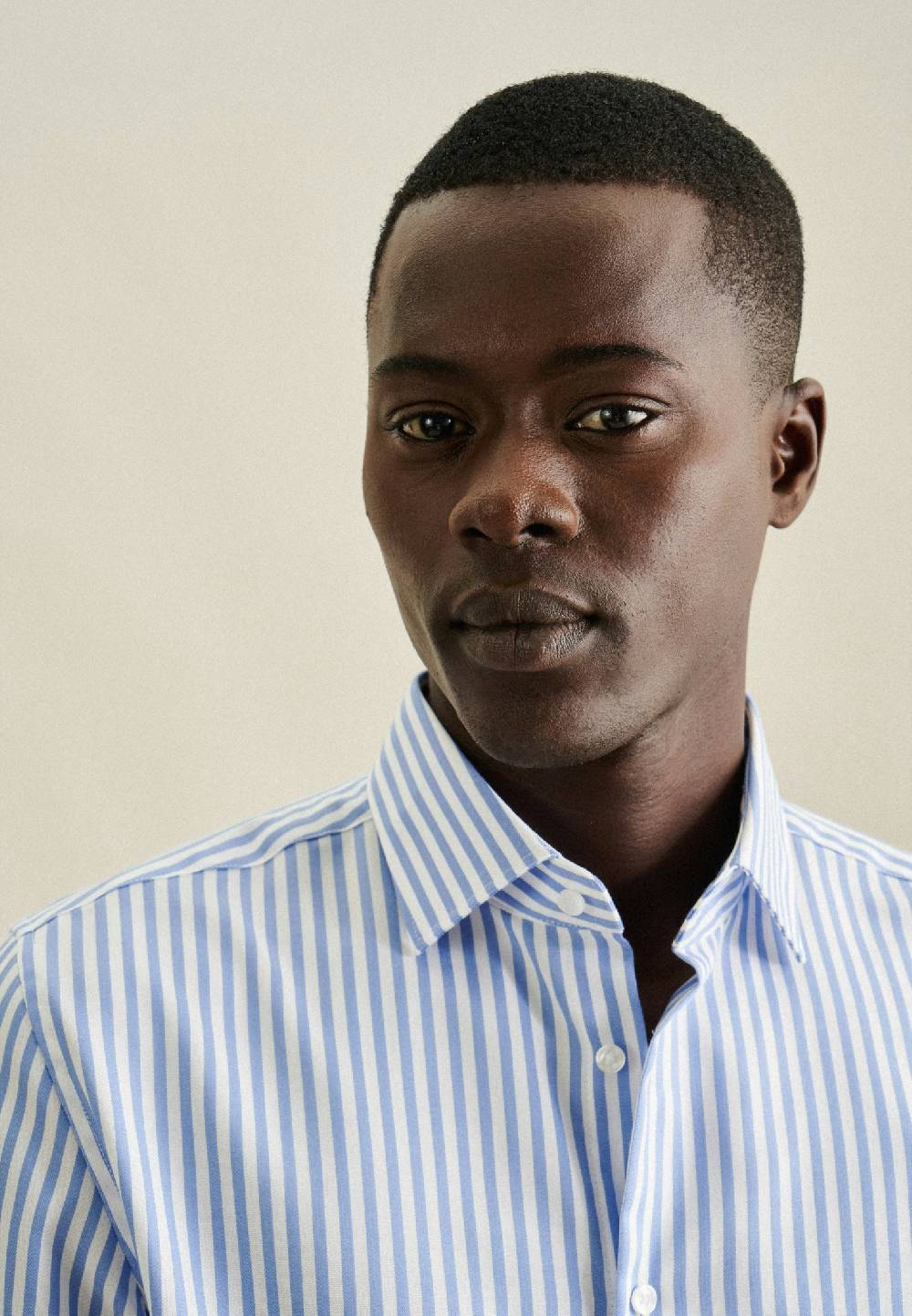 Seidensticker Bügelfreies Struktur Business Hemd In Shaped Mit Kentkragen