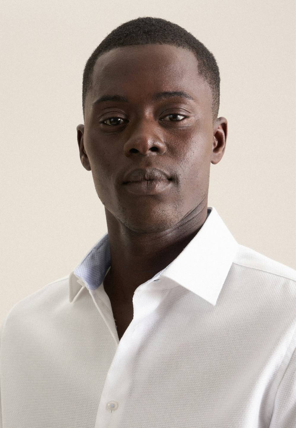 Seidensticker Bügelfreies Struktur Business Hemd In Shaped Mit Kentkragen Und Extra Langem Arm