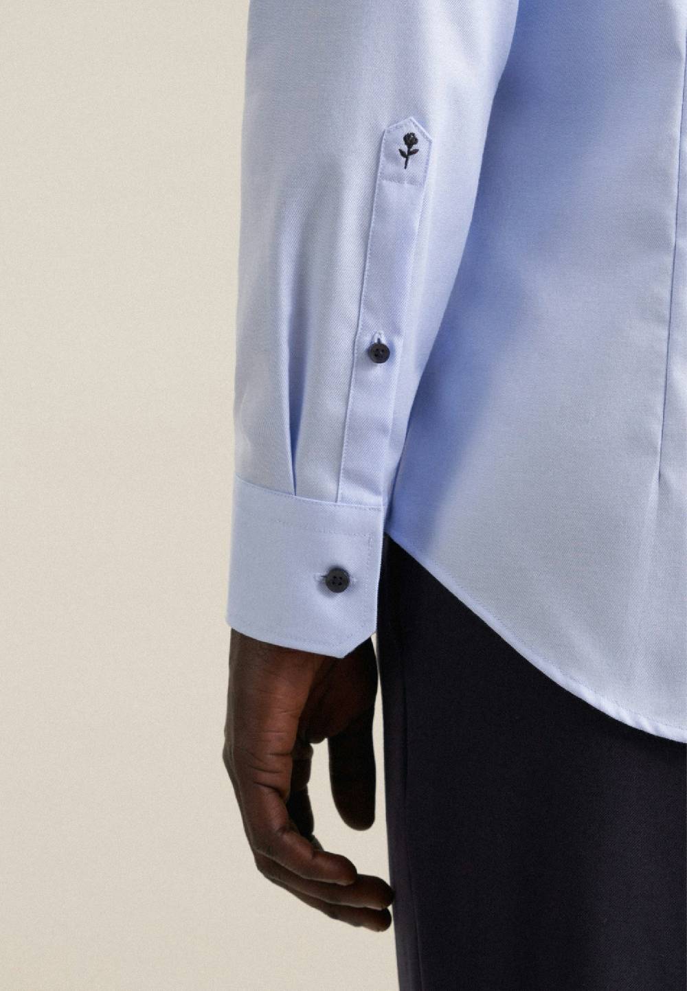 Seidensticker Bügelfreies Twill Business Hemd In Shaped Mit Kentkragen Und Extra Langem Arm