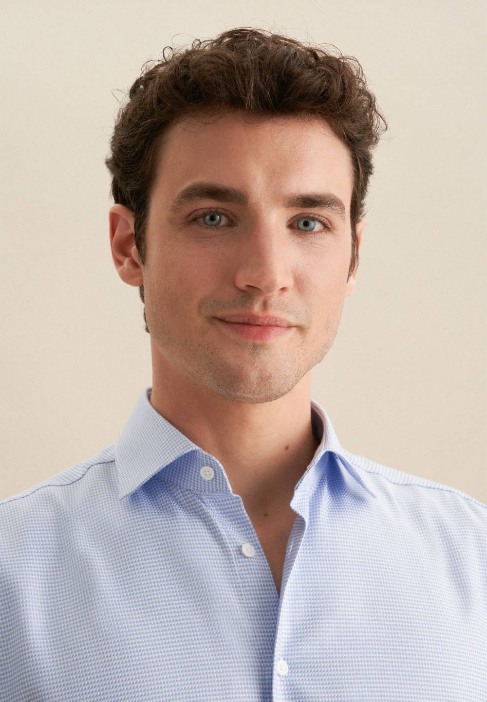 Seidensticker Bügelleichtes Satin Business Hemd In Regular Mit Kentkragen