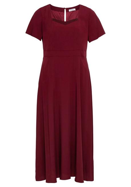 Sheego Abendkleid Mit Schmucksteinen Am Ausschnitt - Weinrot Sheego
