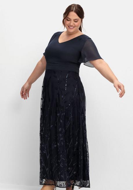 sheego Abendkleid mit Stickerei und Pailletten am Rock - tiefblau sheego