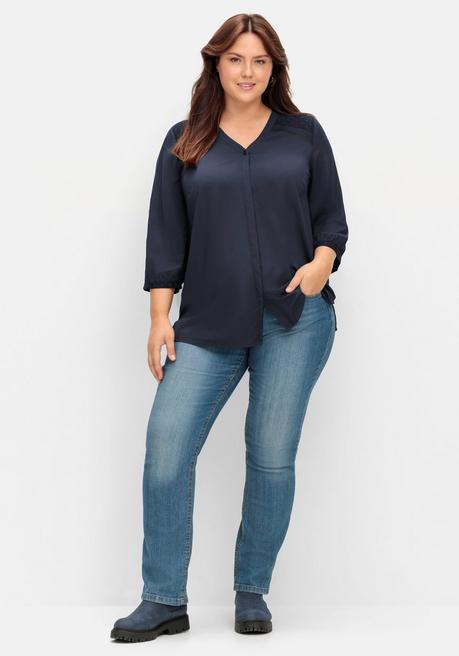Sheego Bluse Mit Chiffonpasse Und Häkeldetails - Nachtblau Sheego