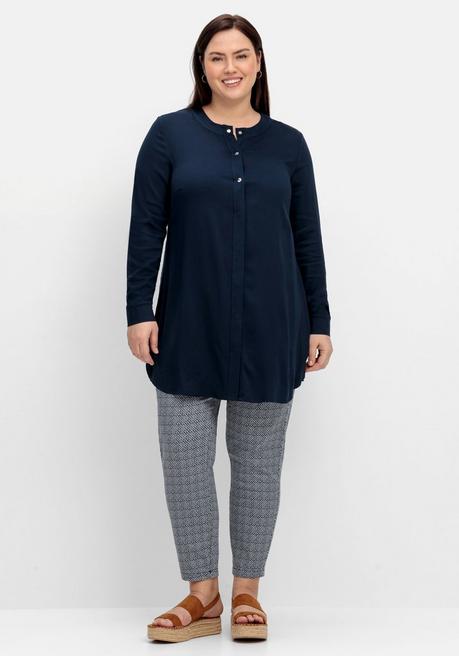 Sheego Bluse Mit Druckknöpfen Und Rundhalsausschnitt - Nachtblau Sheego