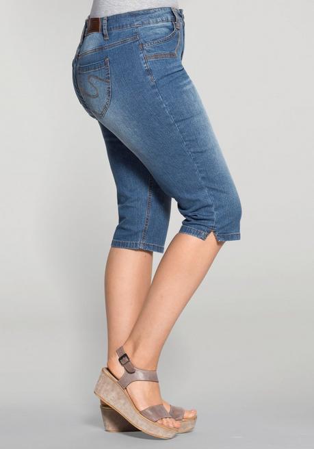 Sheego Caprijeans In Schmaler, Knielanger Form - Blue Denim Sheego