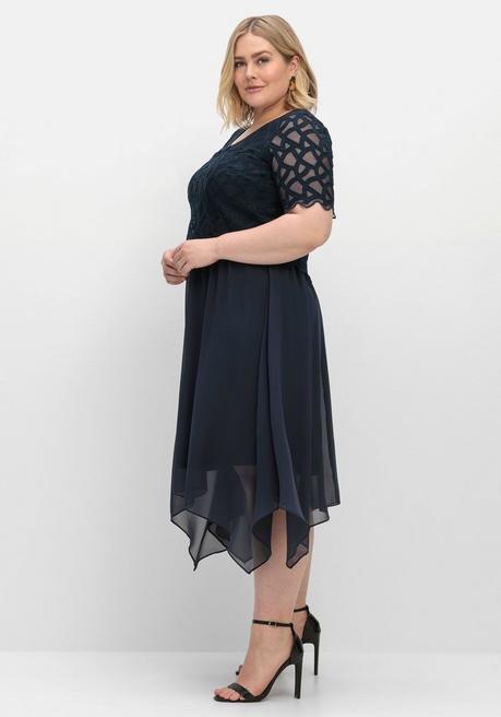 Sheego Cocktailkleid Aus Chiffon, Mit Zierbortenstickerei - Nachtblau Sheego