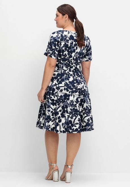 Sheego Cocktailkleid Mit Blumenprint Und Stoffgürtel - Marine Gemustert Sheego