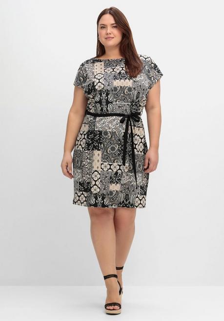 sheego Jerseykleid im Mustermix, mit Bindegürtel - schwarz gemustert sheego
