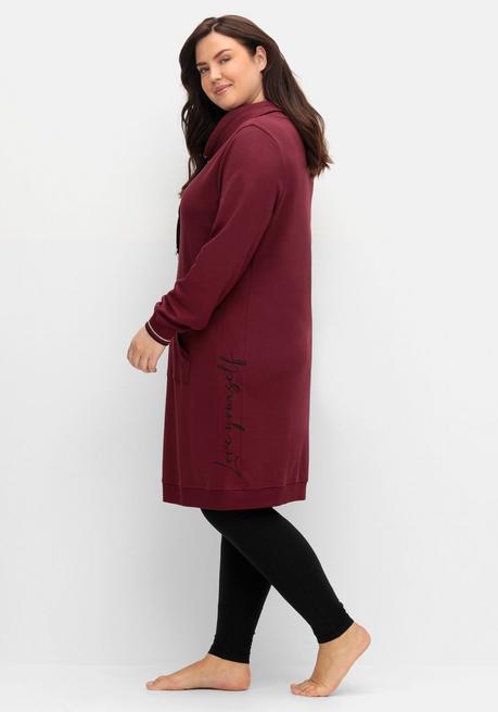 Sheego Jerseykleid Mit Umlegekragen Und Kängurutasche - Weinrot Sheego