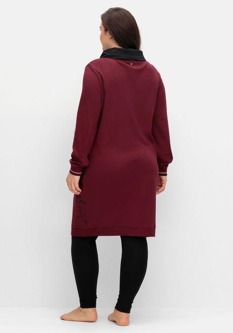 Sheego Jerseykleid Mit Umlegekragen Und Kängurutasche - Weinrot Sheego