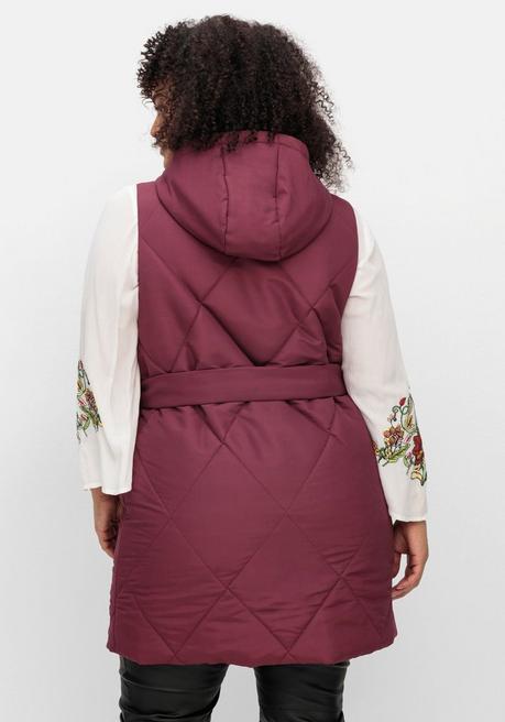 Sheego By Joe Browns Kapuzensteppweste Mit Bindegürtel - Weinrot Sheego