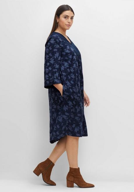 Sheego Kleid Mit 3/4-Ärmeln Und V-Ausschnitt - Nachtblau Bedruckt Sheego