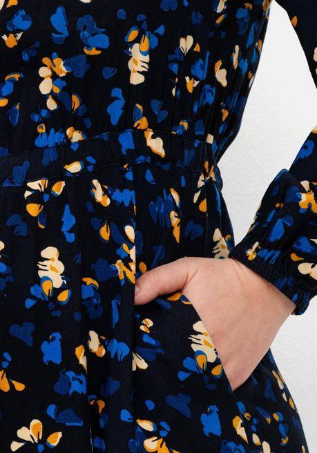 Sheego Kleid Mit Blumendruck, Aus Viskose-Twill - Tiefblau Gemustert Sheego