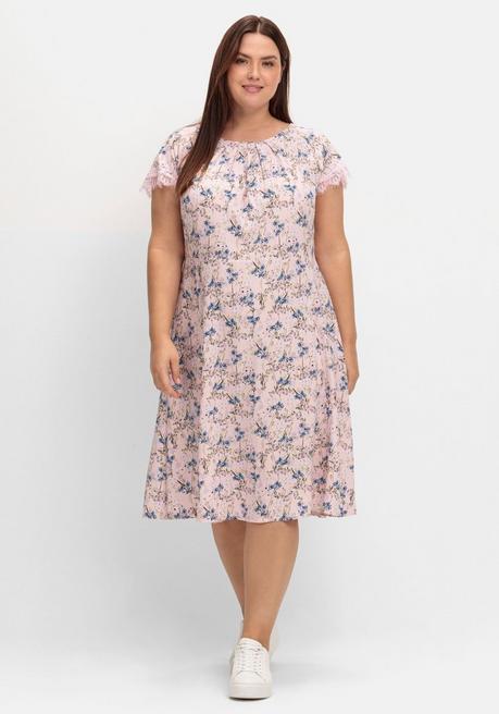 sheego Kleid mit Blumenprint und Spitze am Ärmel - rosé gemustert sheego