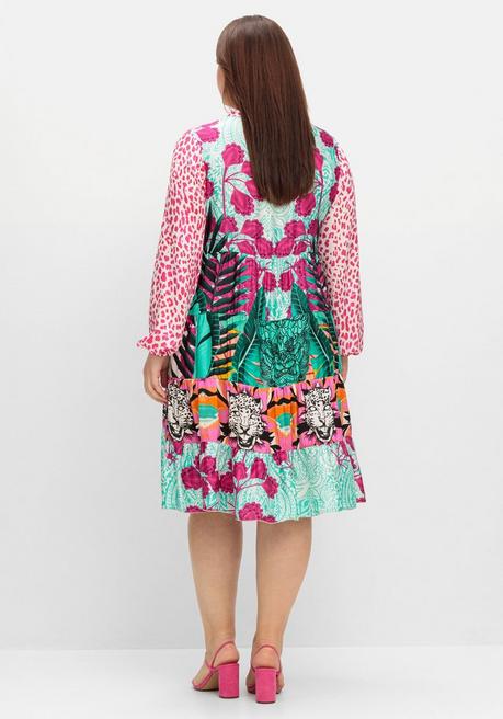 Sheego Loves Miss Goodlife Kleid Mit Volantstufen, Im Mustermix - Tiefgrün Gemustert Sheego