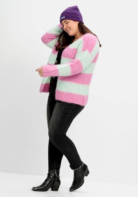 Sheego Loves Miss Goodlife Kurze Strickjacke Mit Blockstreifen, Flauschige Qualität - Mohnrot Gestreift Sheego