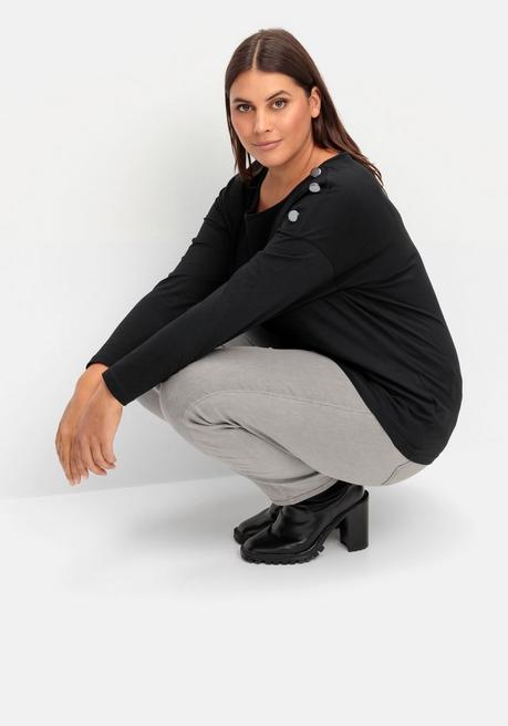 Sheego Langarmshirt Mit Schmuckknöpfen Auf Der Schulter - Schwarz Sheego