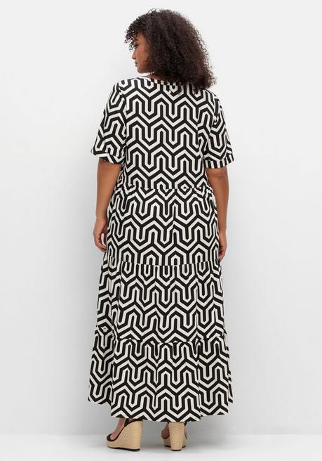 Sheego Maxikleid Mit Alloverprint Und Stufenvolants - Schwarz-weiß Gemustert Sheego