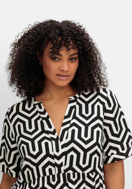 Sheego Maxikleid Mit Alloverprint Und Stufenvolants - Schwarz-weiß Gemustert Sheego