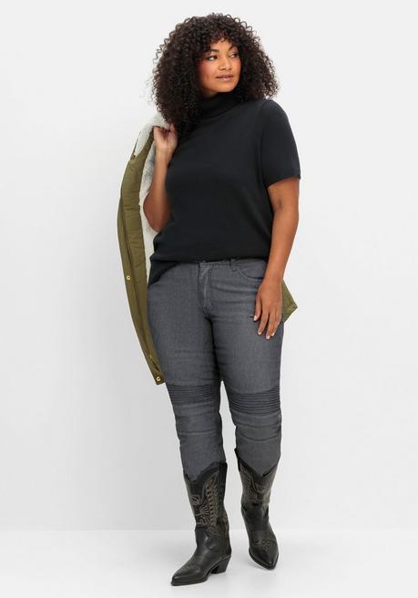 Sheego Rollkragenpullover Mit Kurzen Armen, In Figurnaher Form - Schwarz Sheego