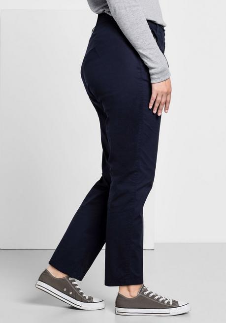 Sheego Schmal Zulaufende Chinohose Mit Bundfalten - Marine Sheego