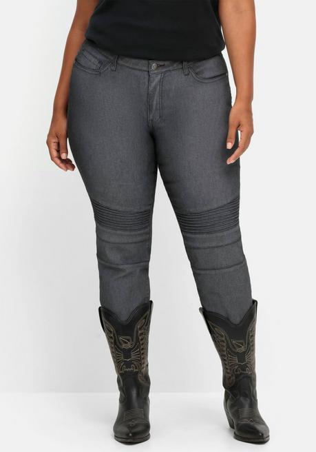 Sheego Schmale Jeans Mit Ziernieten Und Biesen - Black Denim Sheego