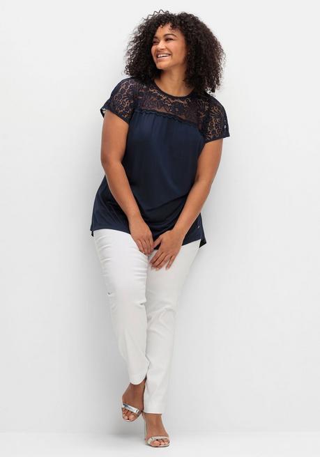 Sheego Shirt Mit Spitzenpasse An Der Schulterpartie - Tiefblau Sheego