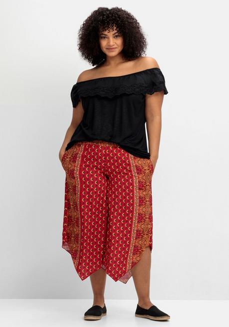 Sheego By Joe Browns T-Shirt Mit Lochstickerei Und Carmen-Ausschnitt - Schwarz Sheego