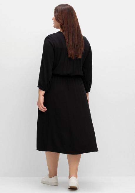 Sheego Tailliertes Kleid Mit Taschen, In Strukturqualität - Schwarz Sheego