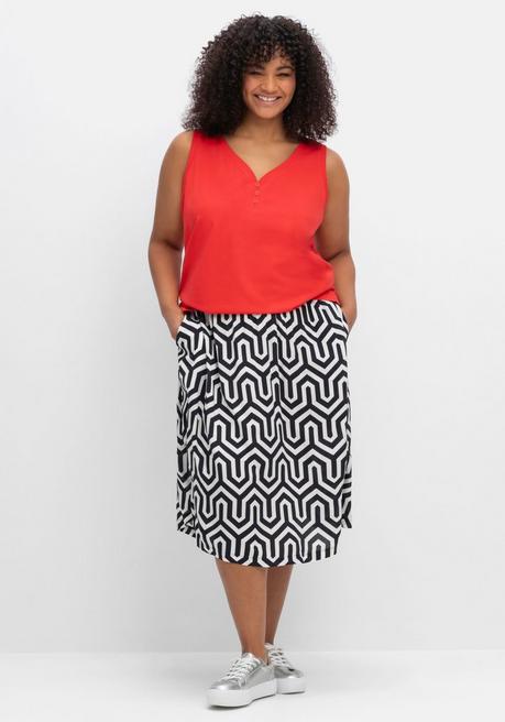 Sheego Tanktop Mit V-Ausschnitt Und Zierknopfleiste - Rot Sheego