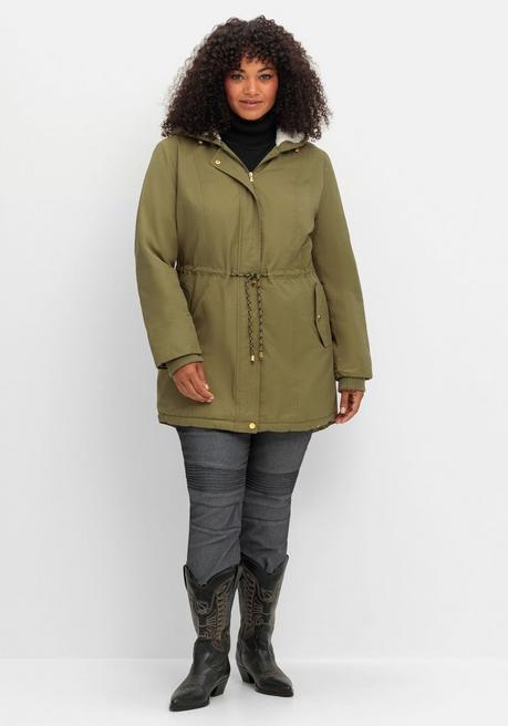 Sheego Wattierte Jacke Im Parka-Stil Mit Kuscheliger Kapuze - Oliv Sheego