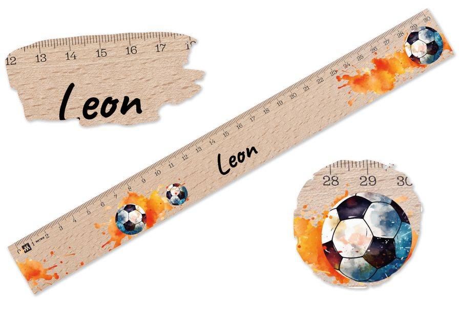 Shirtracer Holzlineal für Jungen mit personalisiertem Namen und Fußballmotiv Umweltfreundliches Lineal für Schule und Freizeit Shirtracer