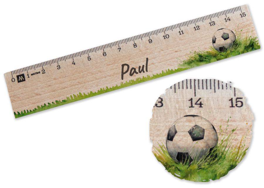 Shirtracer Holzlineal mit Fußball Motiv Personalisiert mit Namen Tolles Geschenk zur Einschulung Jungen Shirtracer