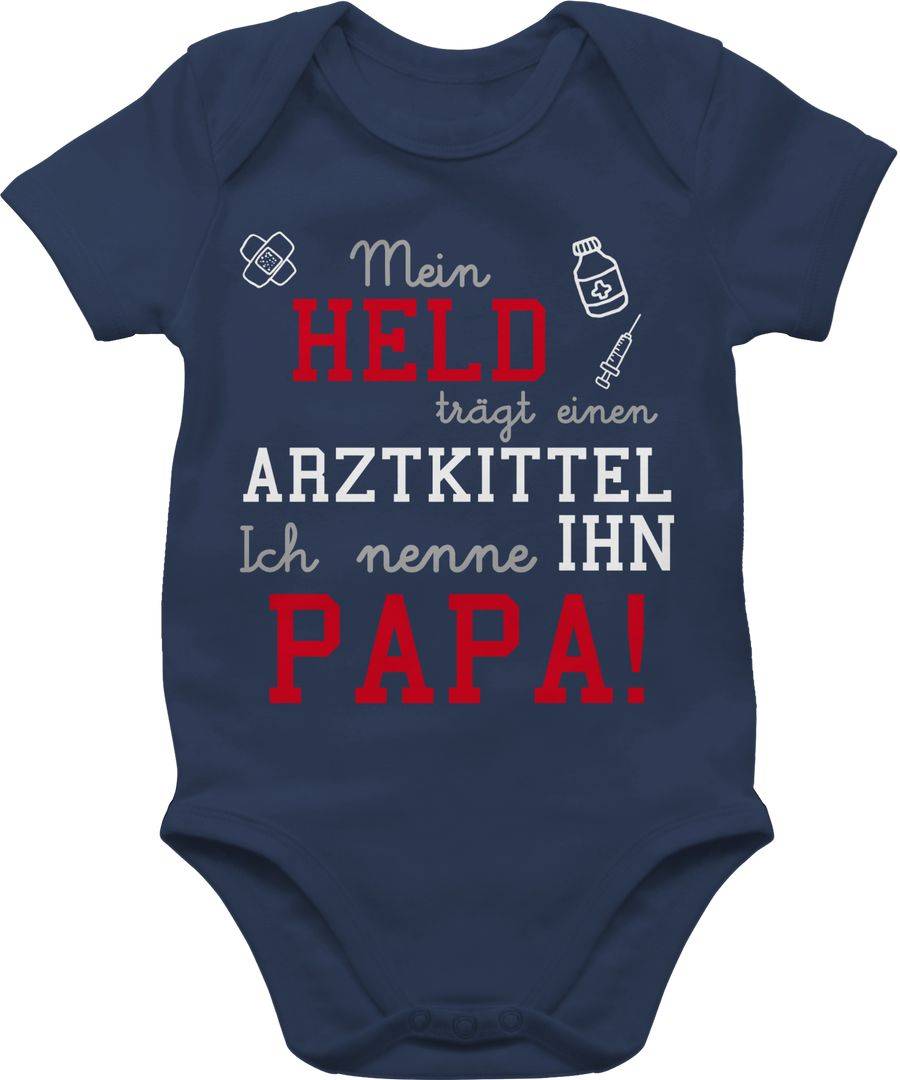 Shirtracer Mein Held trägt einen Arztkittel Shirts & Mehr Shirtracer