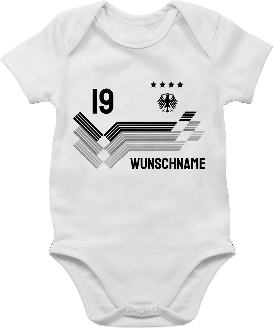Shirtracer Trikot mit anpassbarem Namen und Trikotnummer schwarz-weiß Shirts & Mehr Shirtracer